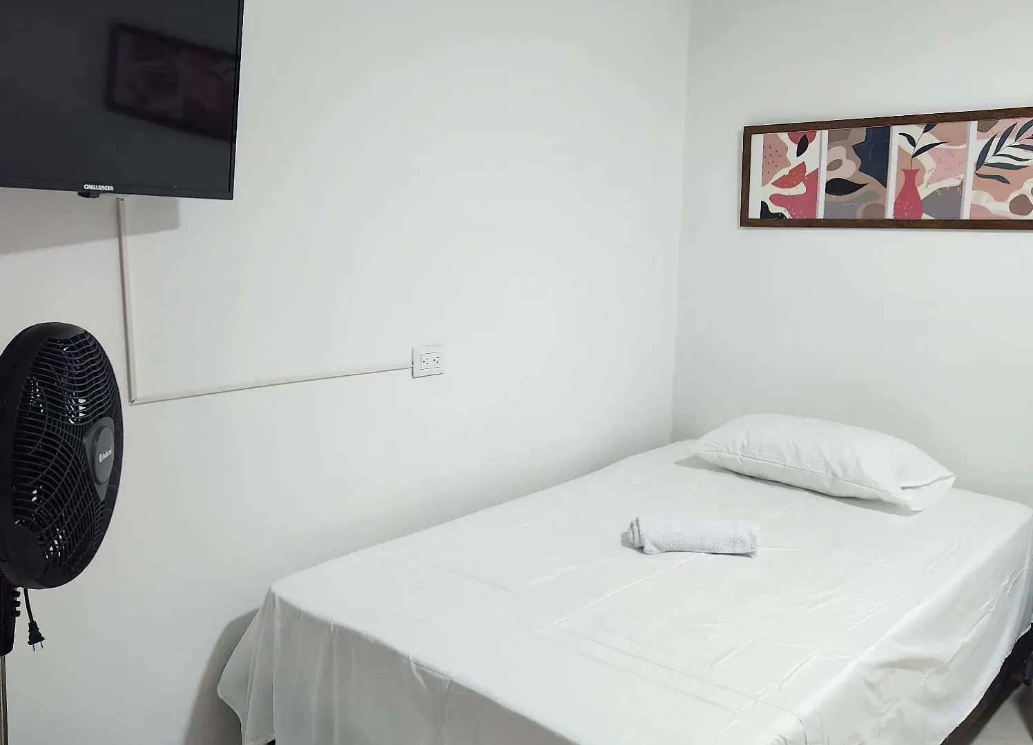 Hostal S Y S Caney Cali